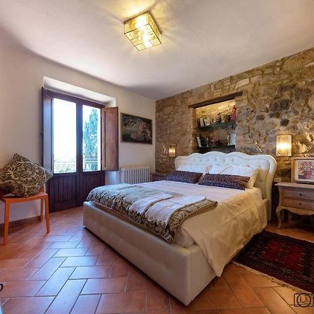 Apartamento A Casa Di Rache & Bea Volterra Exterior foto