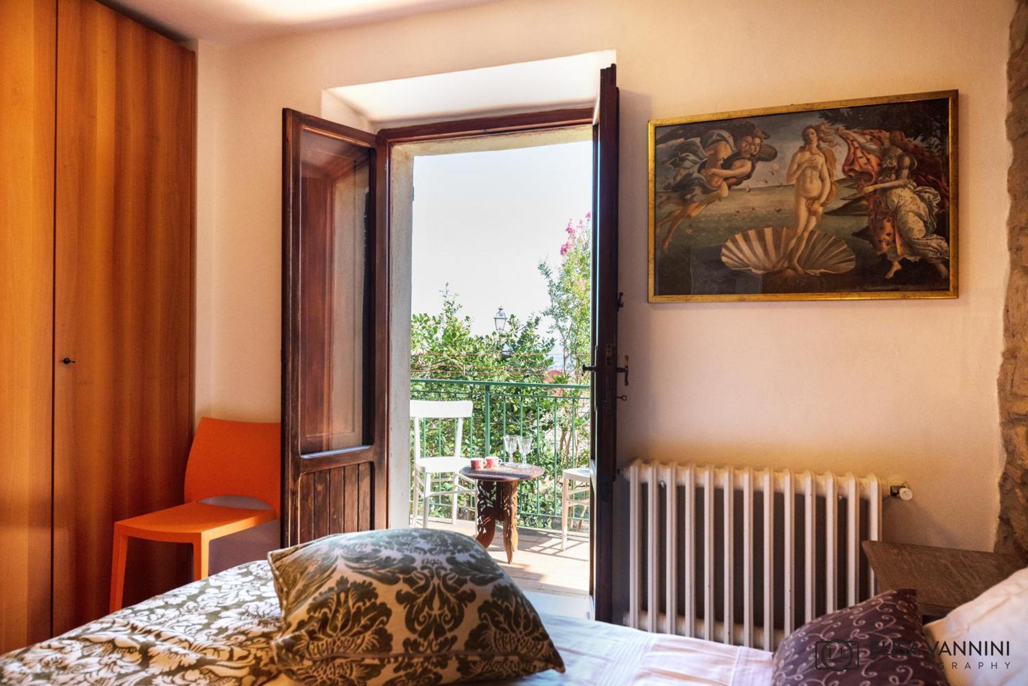Apartamento A Casa Di Rache & Bea Volterra Exterior foto